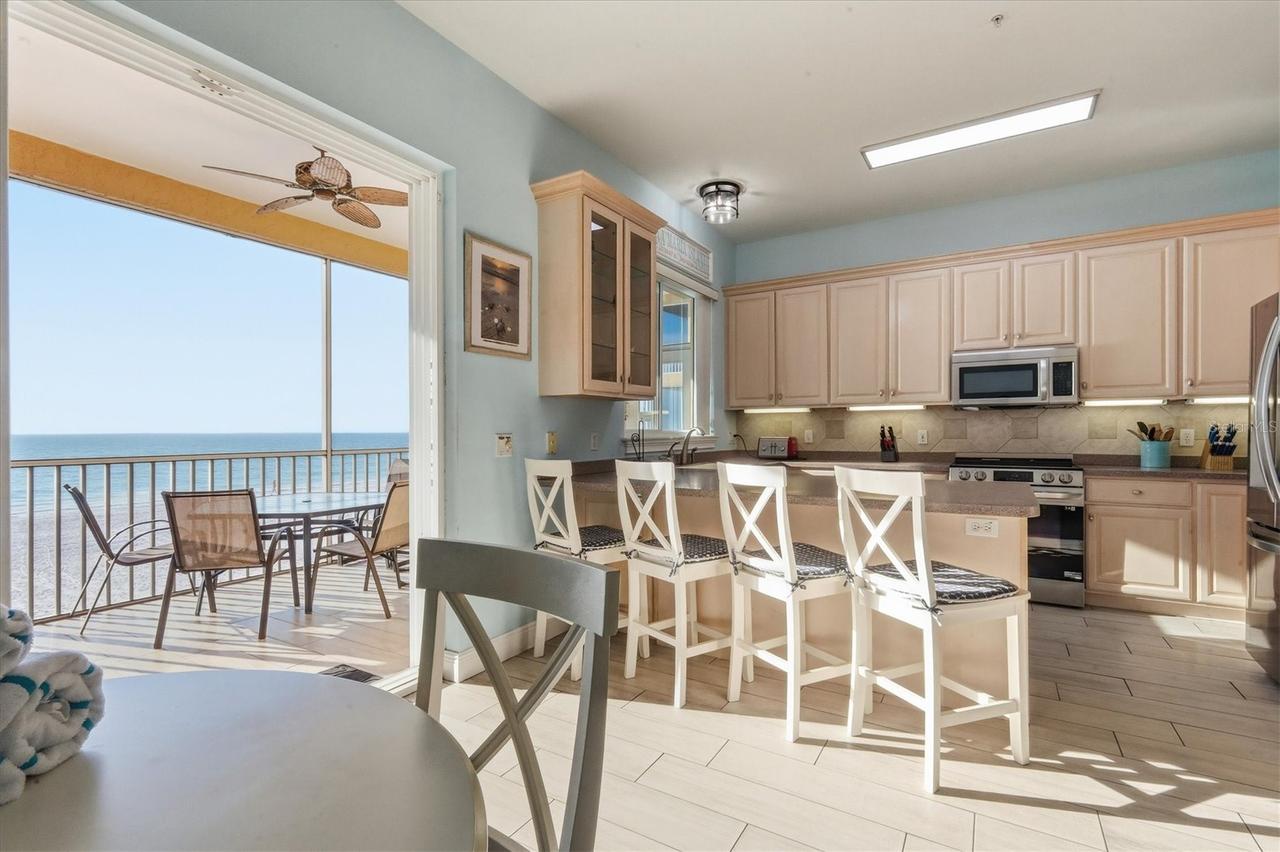 1900 Gulf Dr. #4, Bradenton Beach, FL 34217