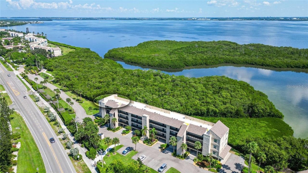 4540 Gulf Of Mexico Dr. #PH1, Longboat Key, FL 34228