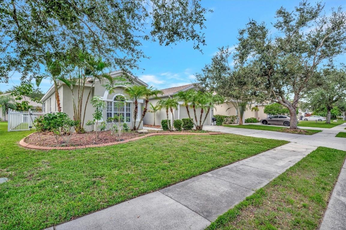 6122 44th Ct., Bradenton, FL 34203