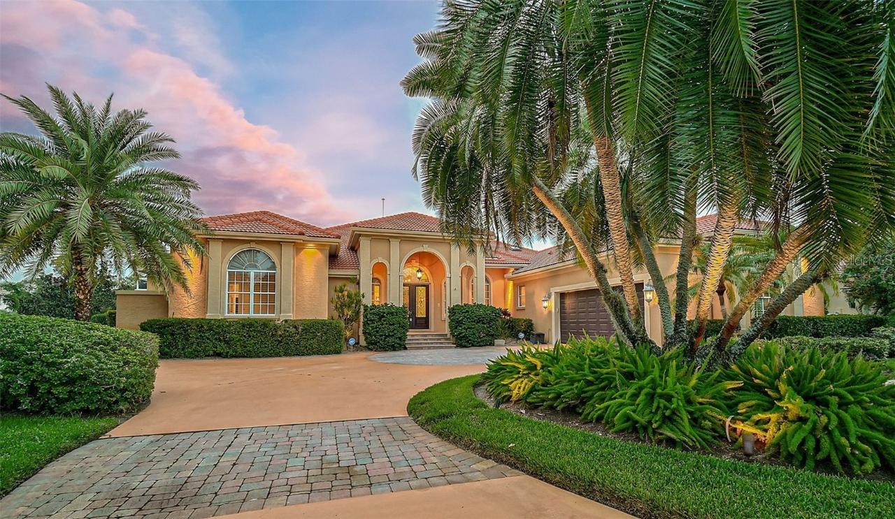 909 Macewen Dr., Osprey, FL 34229