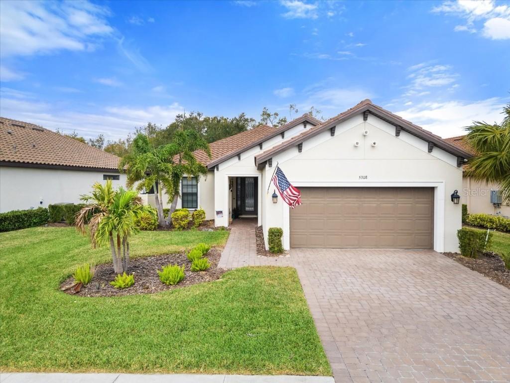 5308 Morey Farms Loop, Palmetto, FL 34221