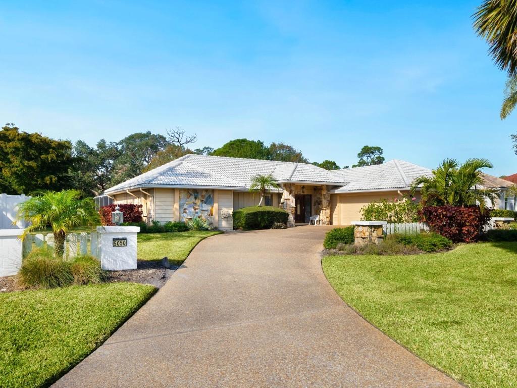 5050 Kestral Park Way, Sarasota, FL 34231