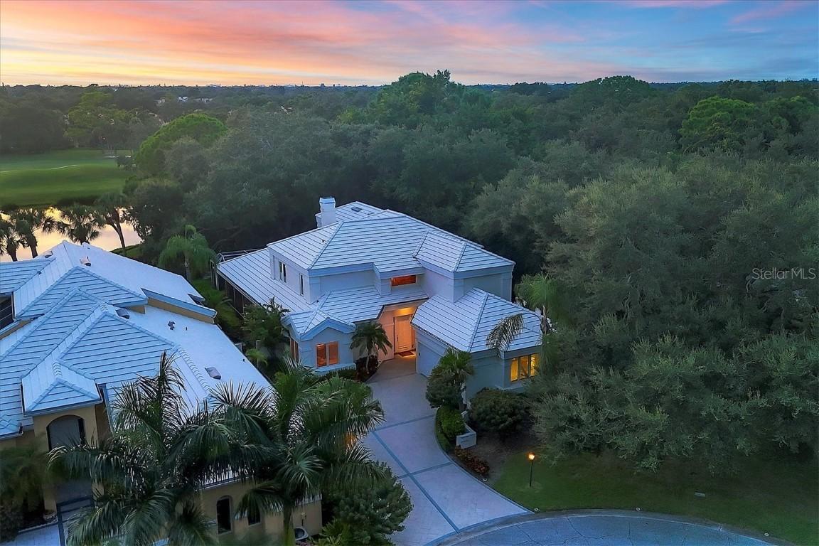 7620 Club Ln., Sarasota, FL 34238