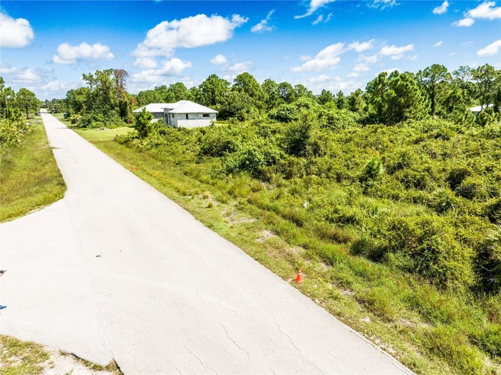 433 Long Ave., Lehigh Acres, FL 33974