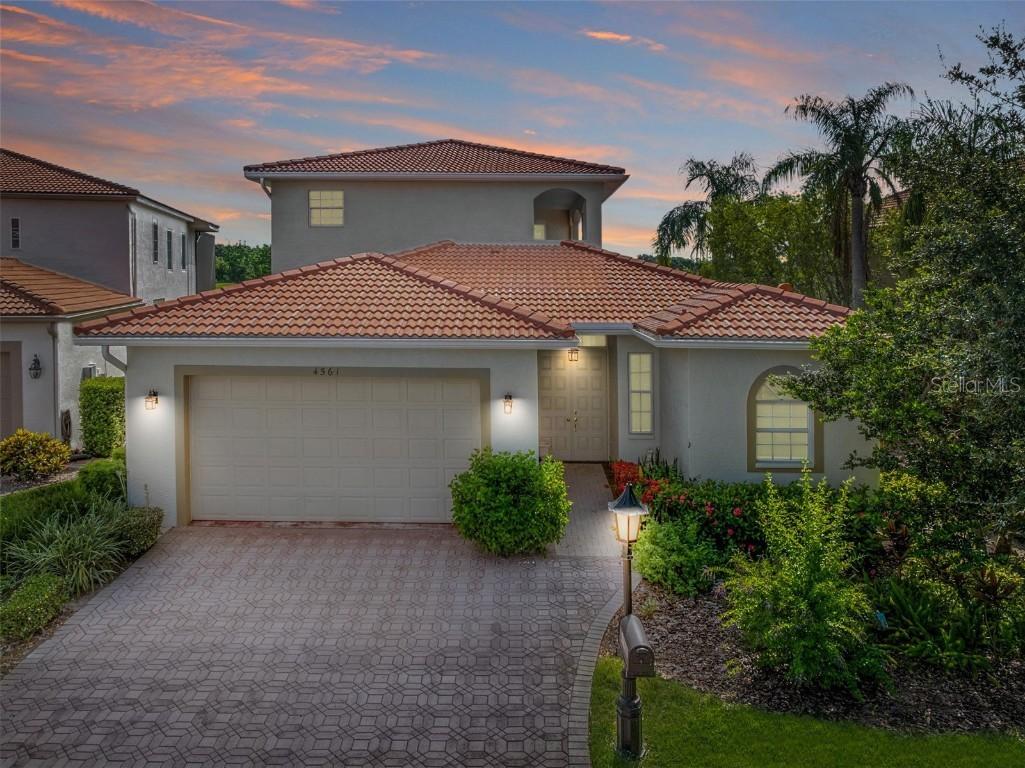 4561 Murcia Blvd. #13, Sarasota, FL 34238