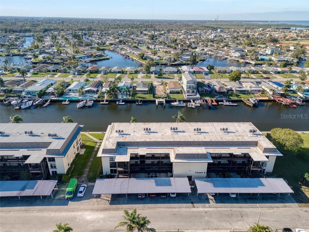 4452 Garnet Dr. #205, New Port Richey, FL 34652