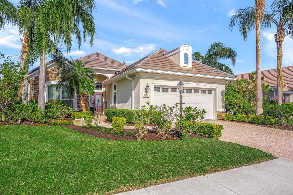 7139 Sandhills Pl., Lakewood Ranch, FL 34202