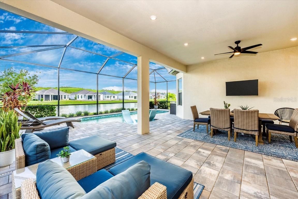 6249 Mesa Glen, Bradenton, FL 34203