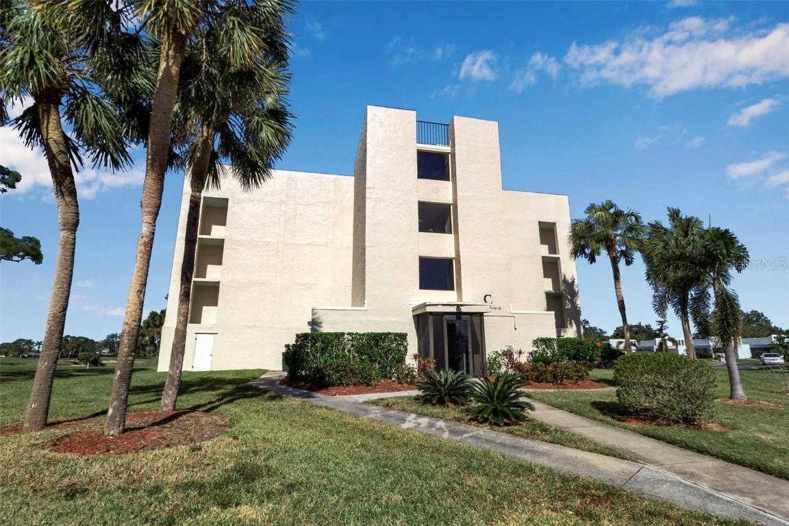 4119 61st Avenue Ter. #105, Bradenton, FL 34210