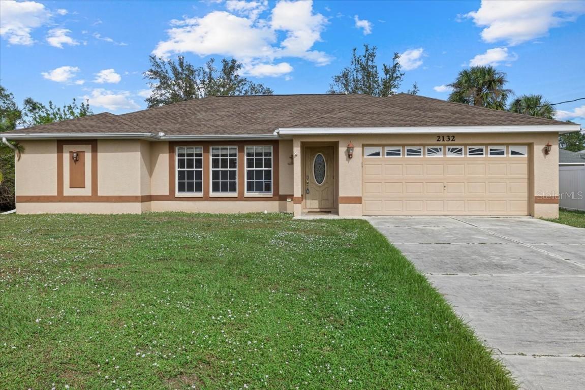 2132 Honey Ln., North Port, FL 34286