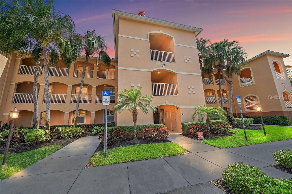 1761 Auburn Lakes Dr. #33, Venice, FL 34292
