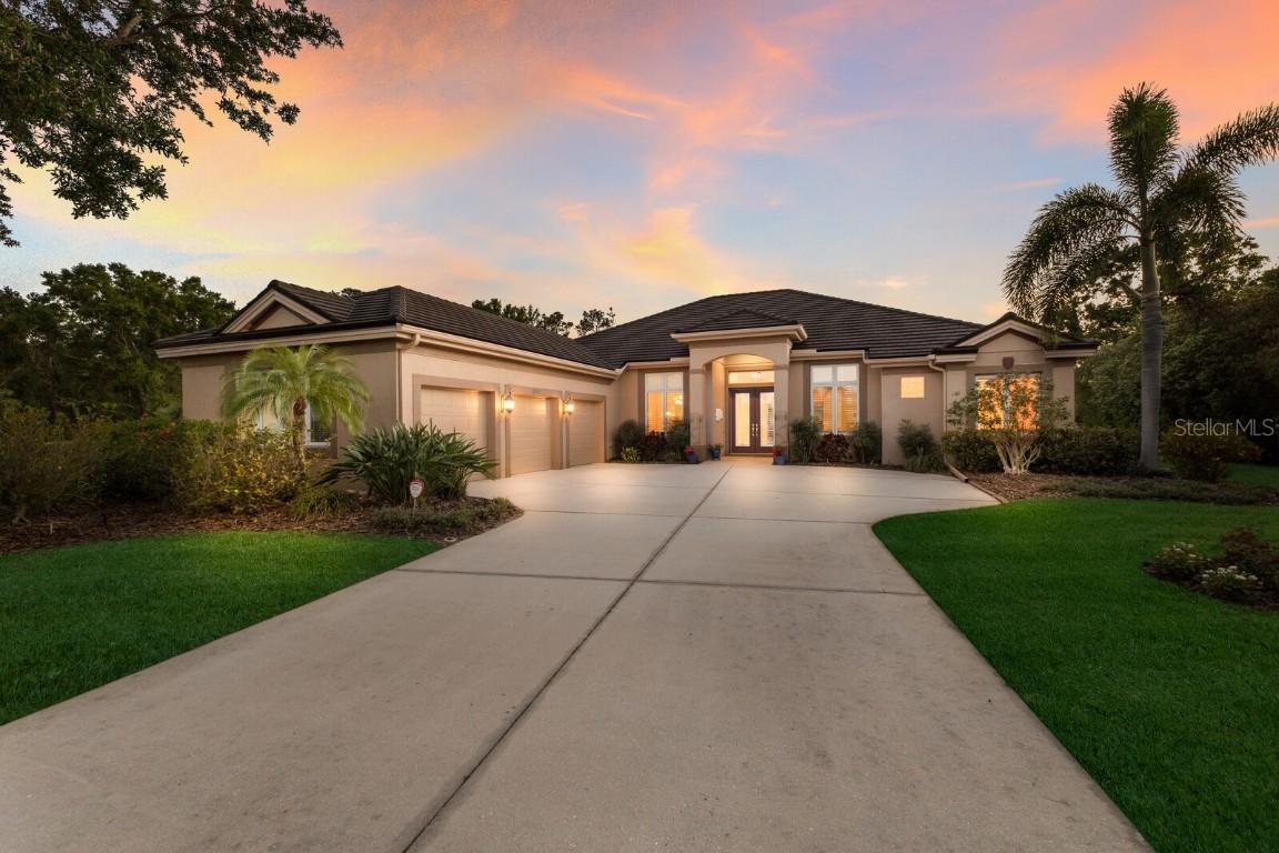 9604 53rd Ter., Bradenton, FL 34211