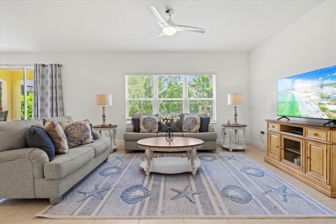 12939 Seasong Ter., Bradenton, FL 34211