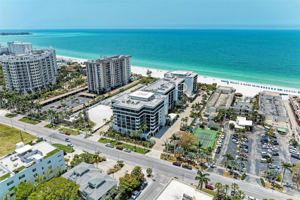 1102 Benjamin Franklin Dr. #407, Sarasota, FL 34236