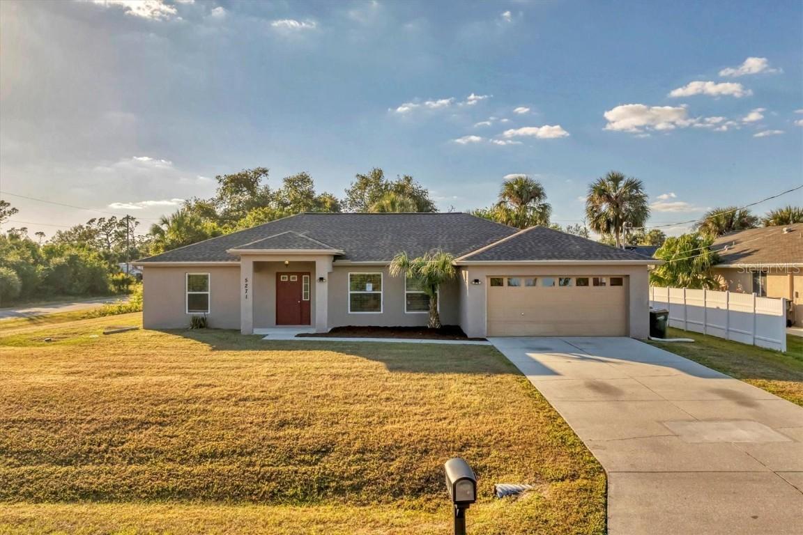 5271 Beckham St., North Port, FL 34288