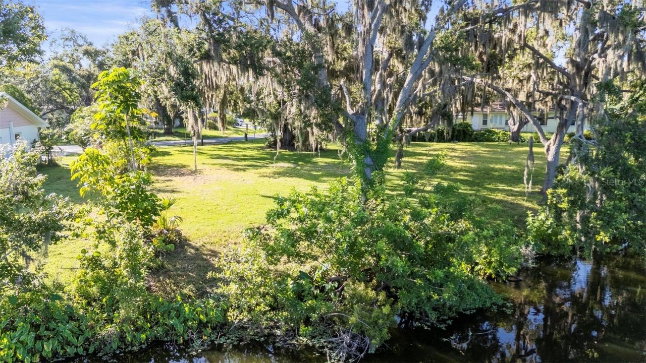 5405 San Juan Dr., Sarasota, FL 34235