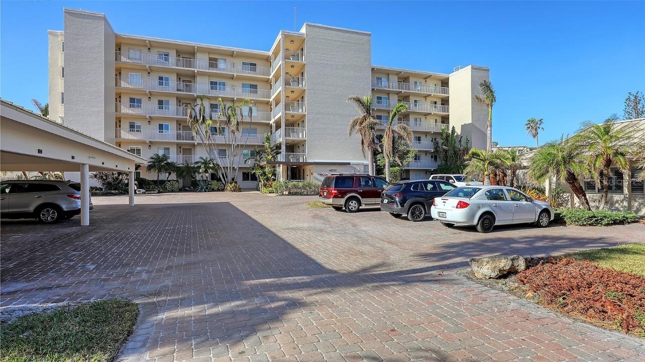 4825 Gulf Of Mexico Dr. #303, Longboat Key, FL 34228