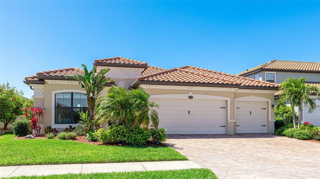 20717 Benissimo Dr, Venice, FL 34293