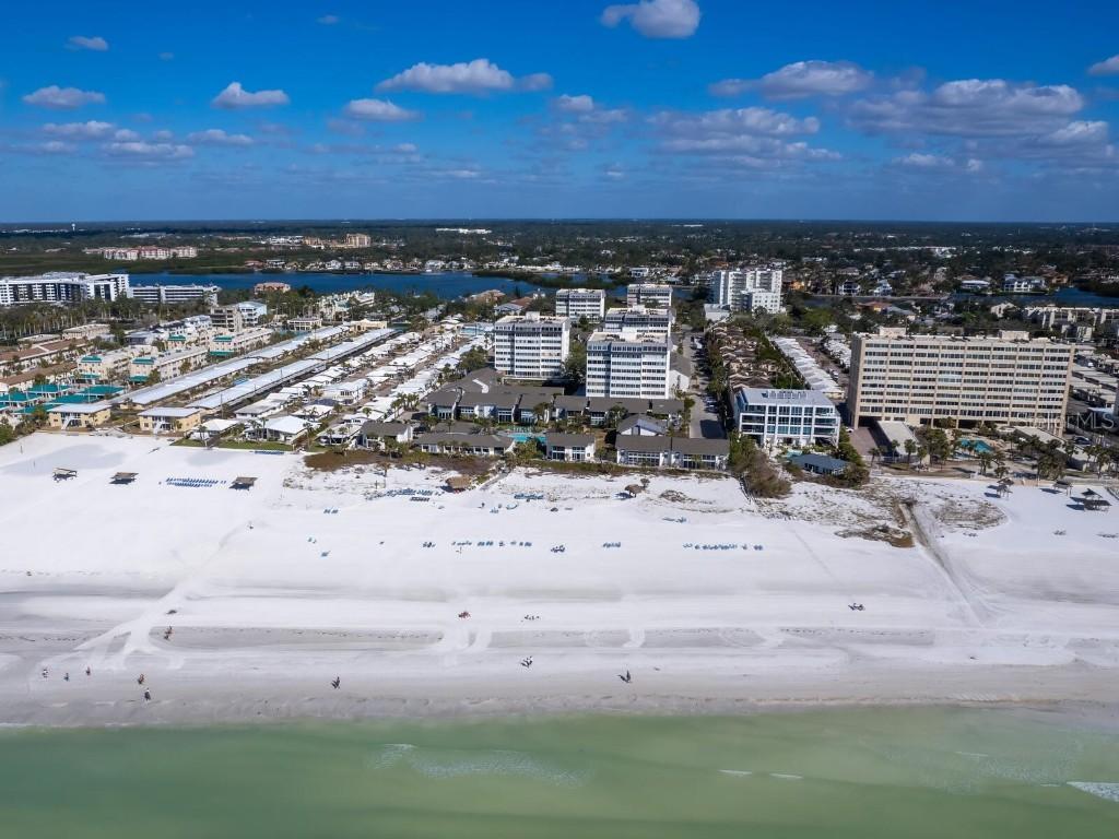 1080 W Peppertree Ln. #506A, Sarasota, FL 34242