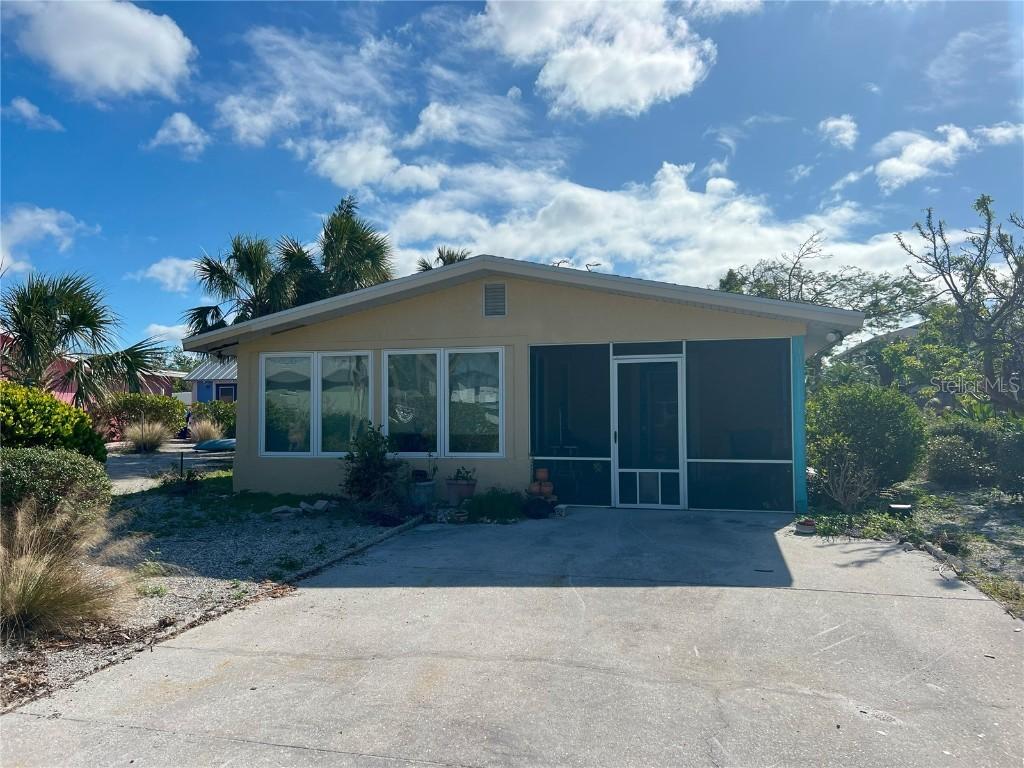 610 Fox St., Longboat Key, FL 34228