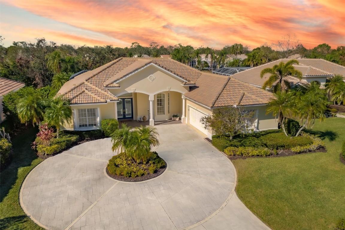 7112 Saint Johns Way, University Park, FL 34201