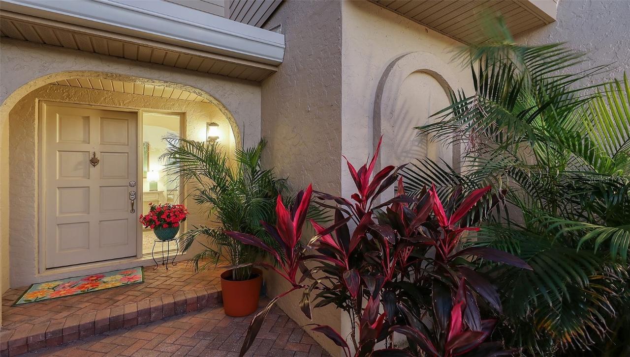 2203 Harbourside Dr., Longboat Key, FL 34228