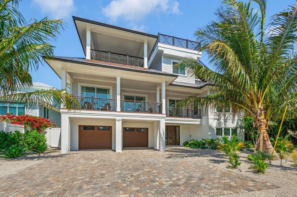 9407 Gulf Dr, Anna Maria, FL 34216