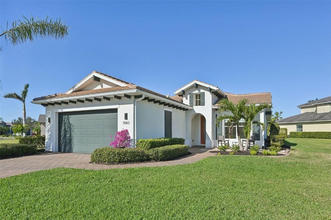 5060 Lake Overlook Ave., Bradenton, FL 34208