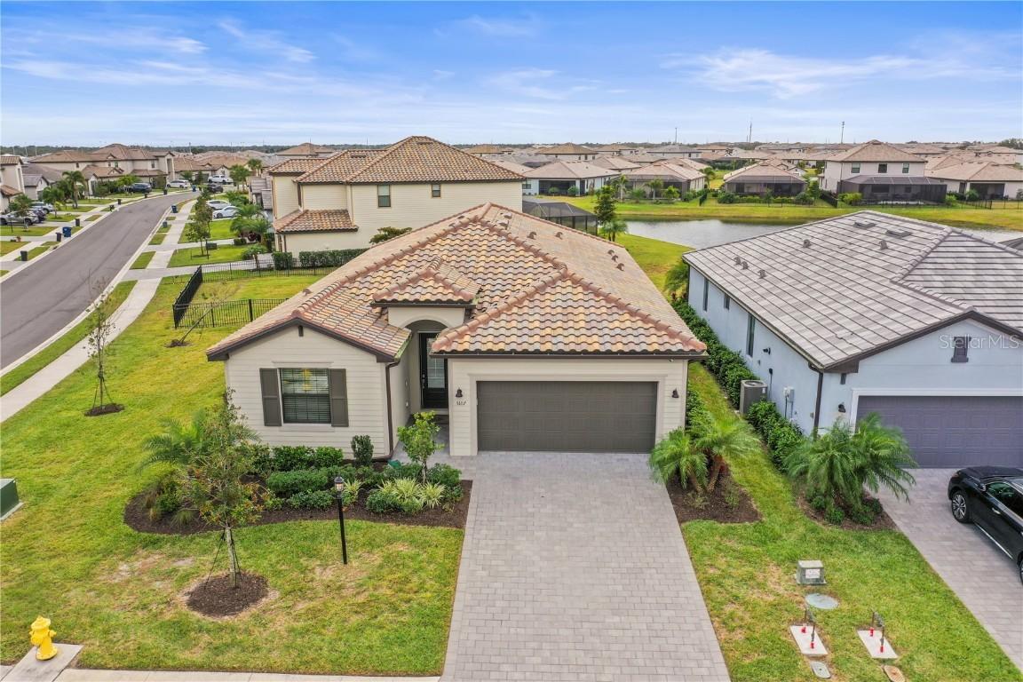 5107 Coral Reef Way, Bradenton, FL 34211
