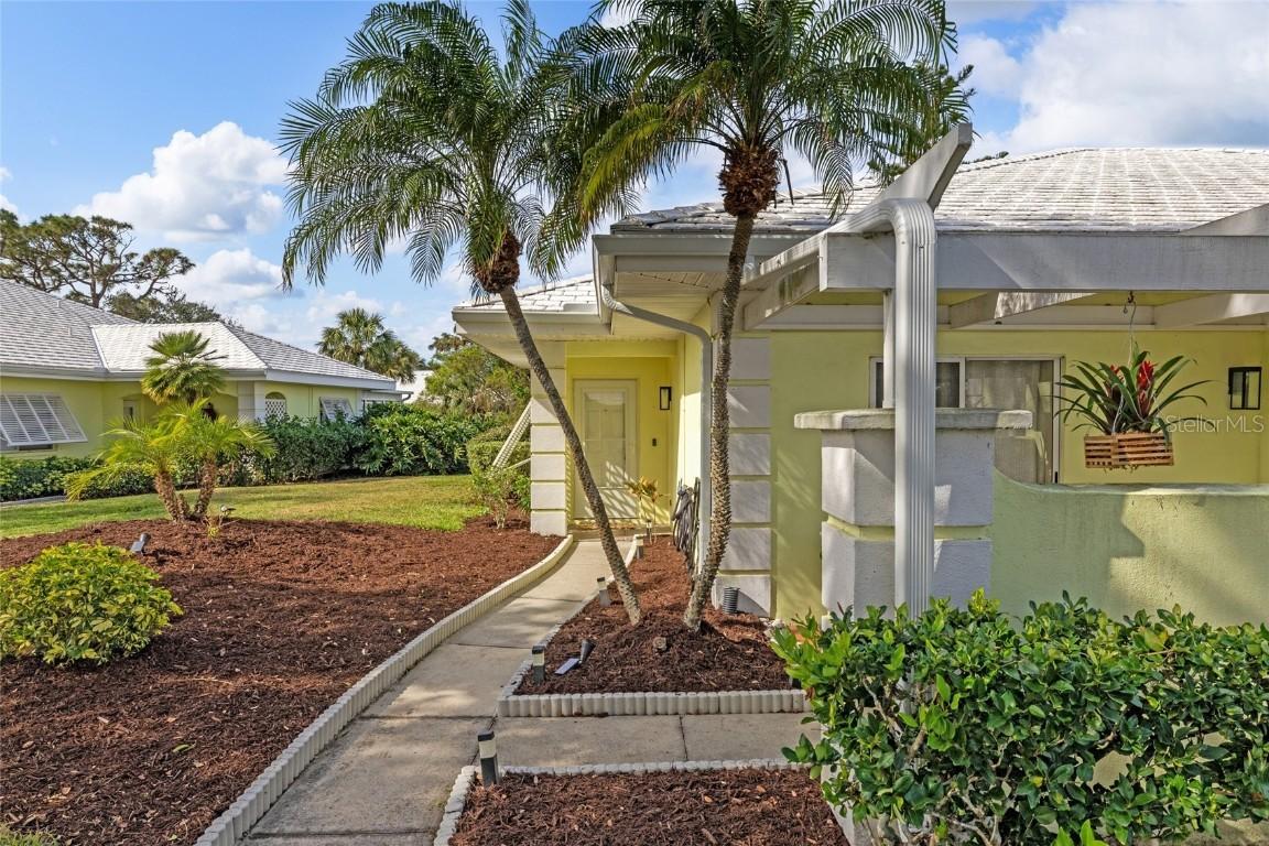 310 Wexford Ter. #164, Venice, FL 34293