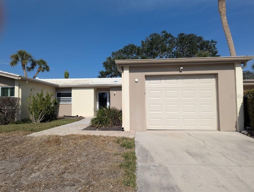 111 Whispering Sands Cir. #V38, Sarasota, FL 34242