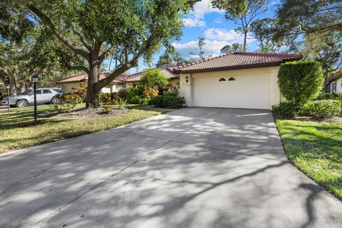 7207 Oak Moss Dr. #63, Sarasota, FL 34241