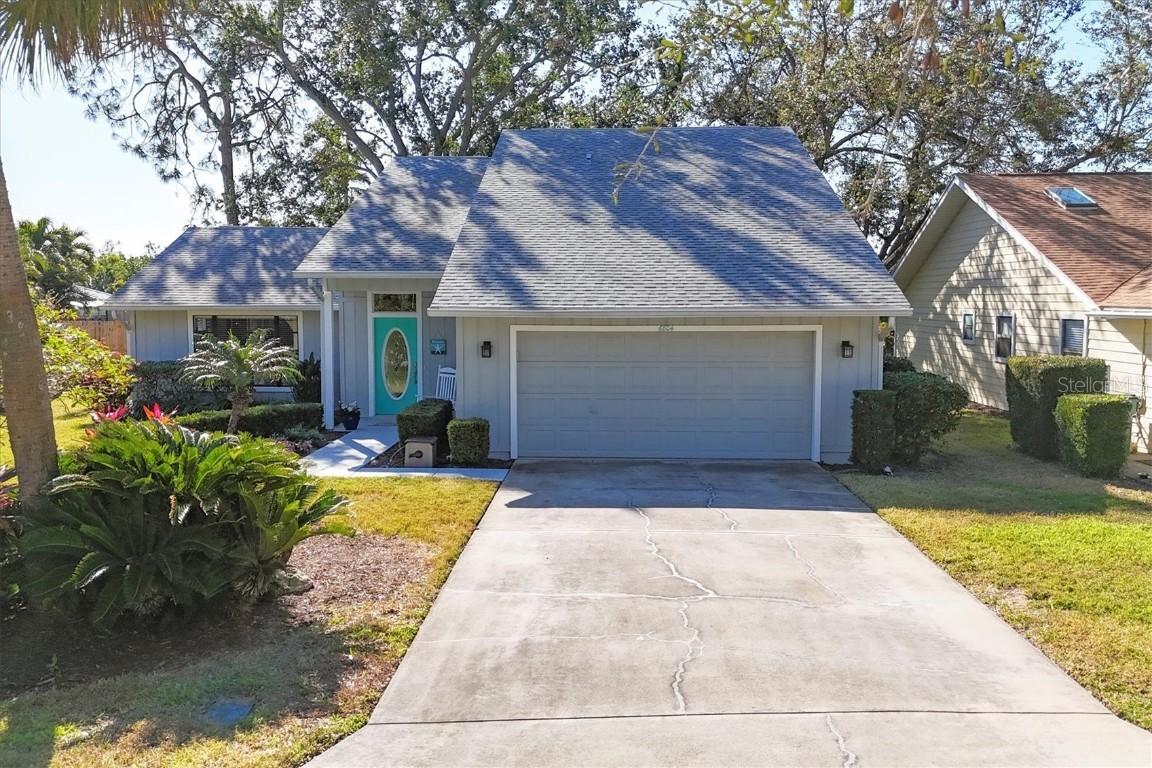 6804 Arbor Oaks Cir., Bradenton, FL 34209