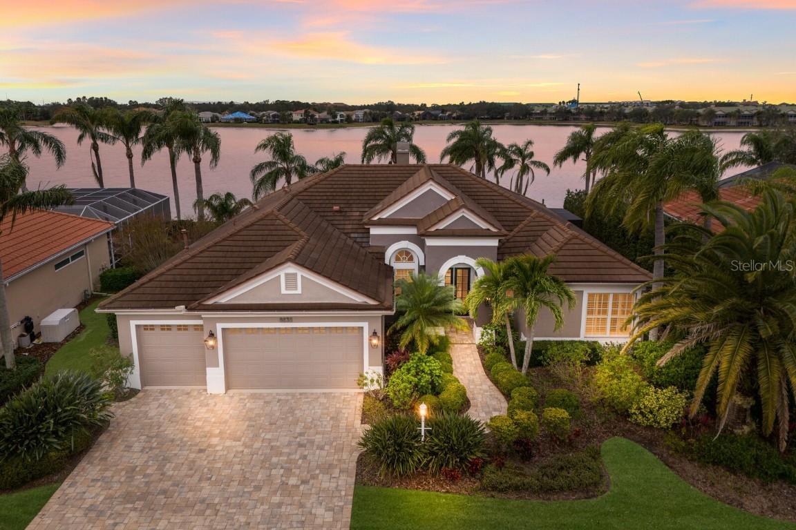 6638 Windjammer Pl., Lakewood Ranch, FL 34202