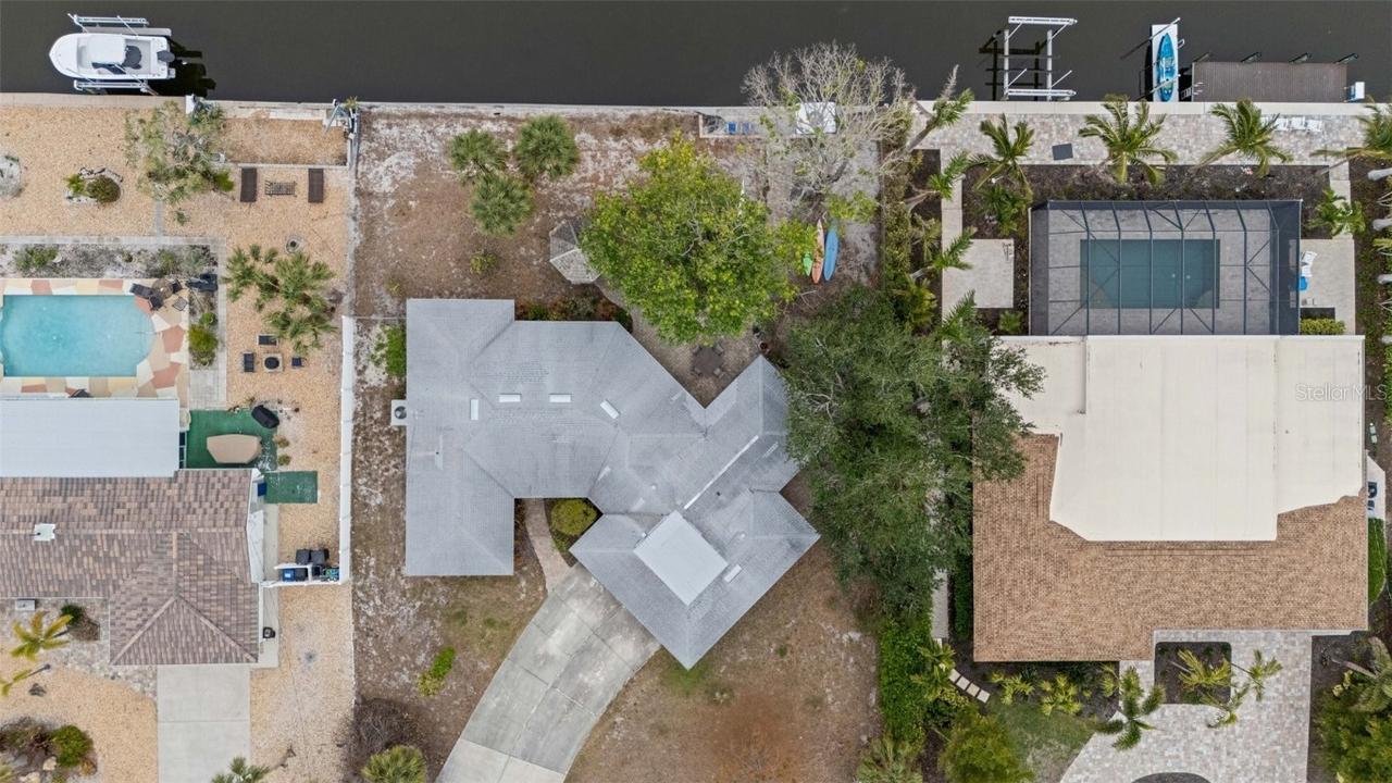 5402 Shadow Lawn Dr., Sarasota, FL 34242