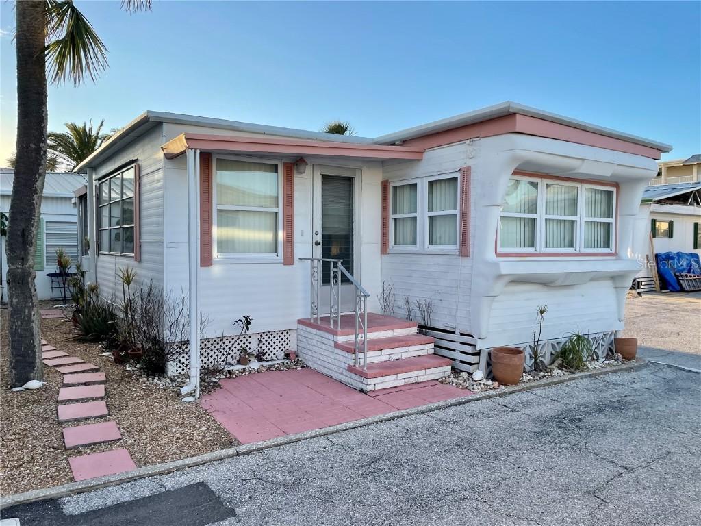 31 Twin Shores Blvd., Longboat Key, FL 34228