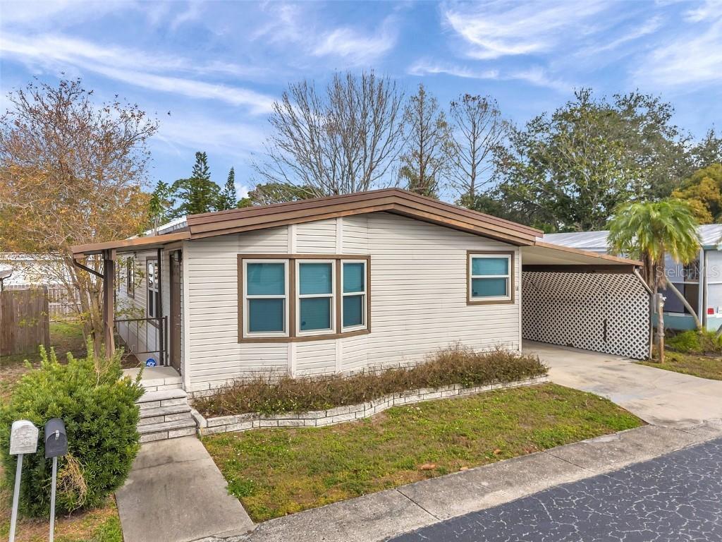 12240 Seminole Blvd. #13, Largo, FL 33778
