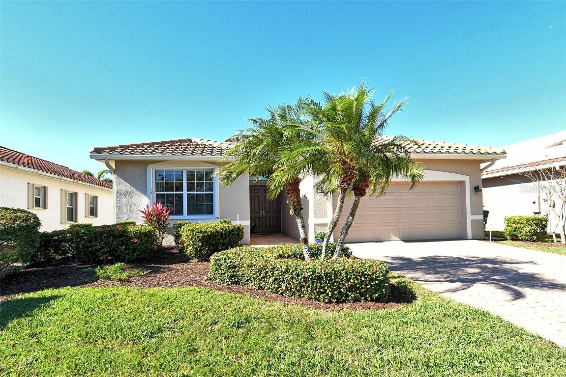 6422 42nd St., Sarasota, FL 34243