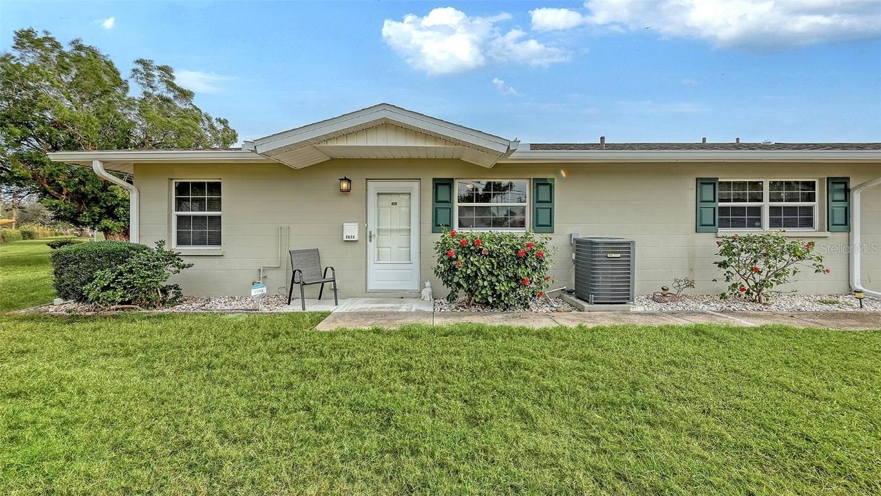 2621 Golf Course Dr. #401, Sarasota, FL 34234
