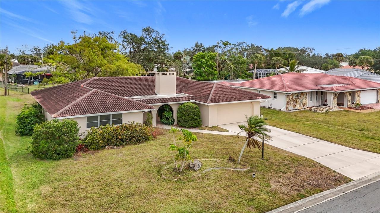 121 Van Dyck Dr. #Dr., Nokomis, FL 34275
