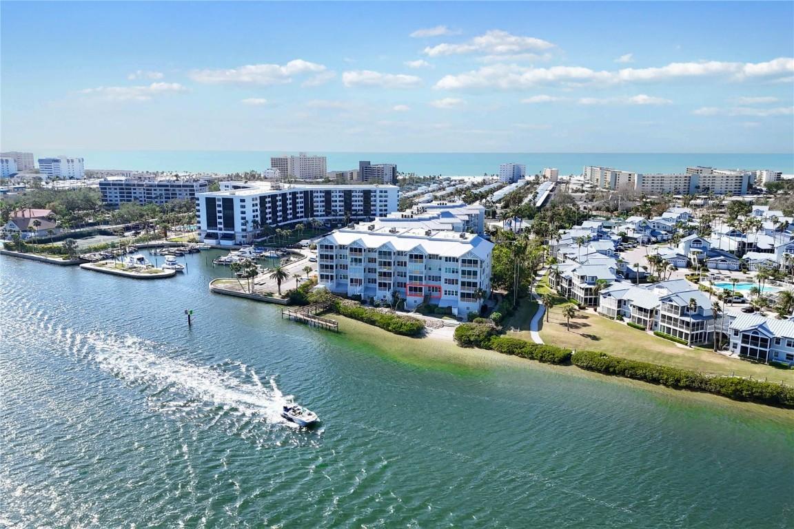 1280 Dolphin Bay Way #202, Sarasota, FL 34242