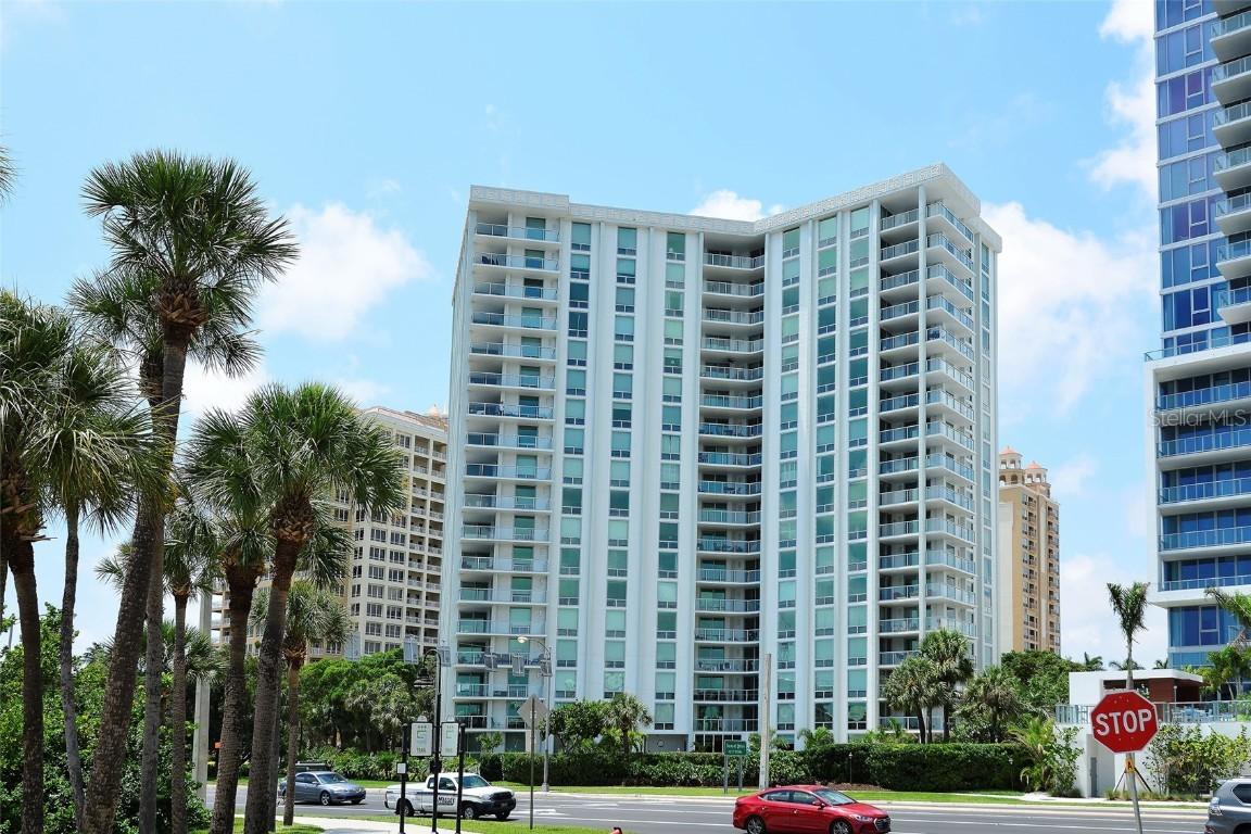 1111 N Gulfstream Ave. #14C, Sarasota, FL 34236