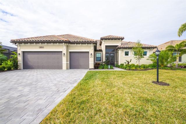 New Homes with In-ground Swimming Pools in Lakewood Ranch: January 12th to January 18th
