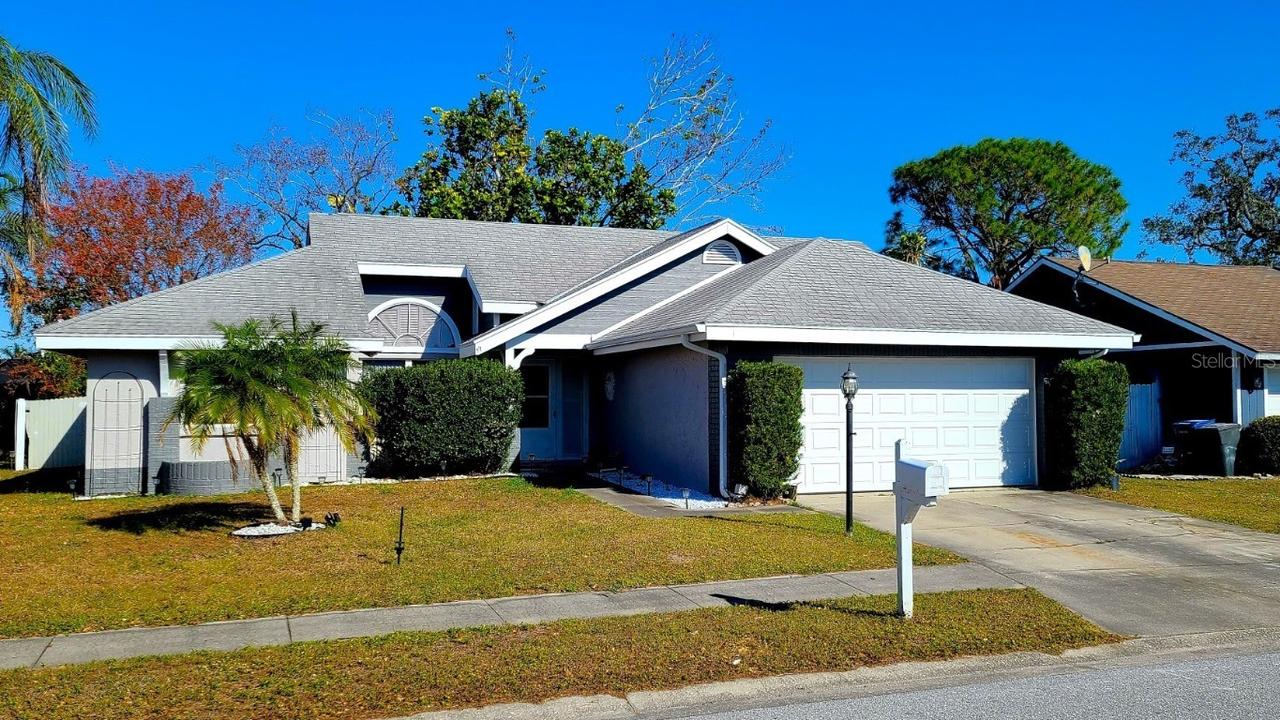 3727 75th Dr., Sarasota, FL 34243