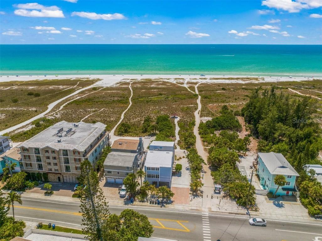 600/602 Beach Rd. #1 & 2, Sarasota, FL 34242
