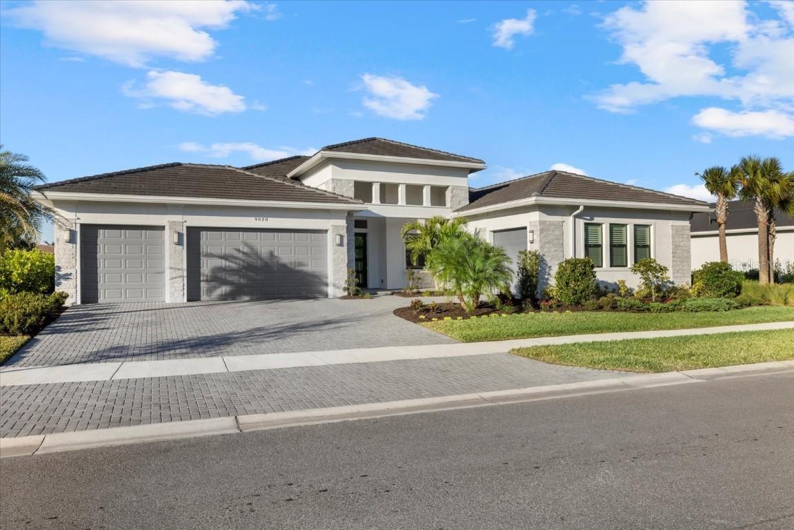 9020 Artisan Way, Sarasota, FL 34240