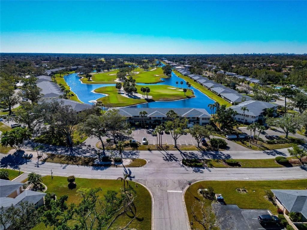 6999 W Country Club Dr. #124, Sarasota, FL 34243