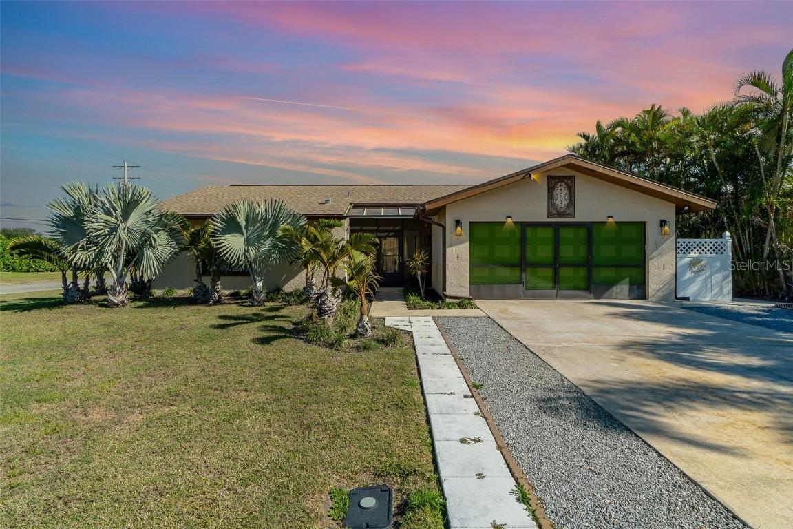 4003 SE 1st Ct., Cape Coral, FL 33904