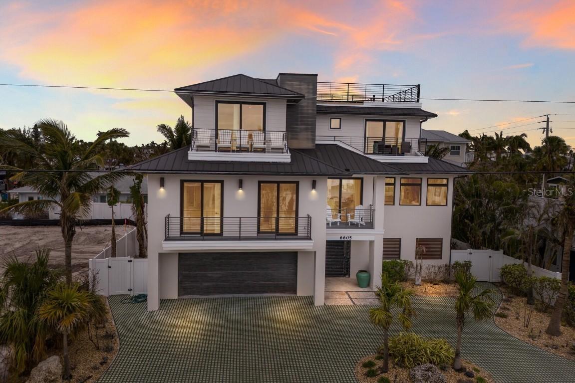 6605 Gulf Dr., Holmes Beach, FL 34217
