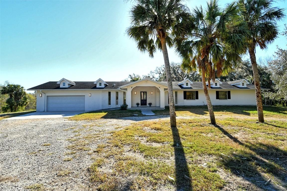 4584 Hidden River Rd., Sarasota, FL 34240